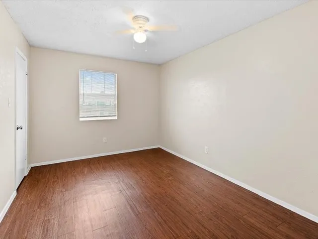 $1,100 | 8412 Garcreek Circle, Unit B, Austin, TX 78724