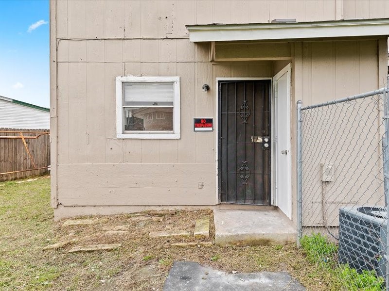 8412 Garcreek Circle, Unit B Austin, TX 78724 - Photo 8 of 13