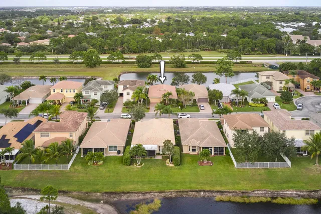 $550,000 | 1231 Southeast Kirk Street, Stuart, FL 34997