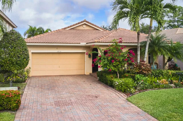 $550,000 | 1231 Southeast Kirk Street, Stuart, FL 34997