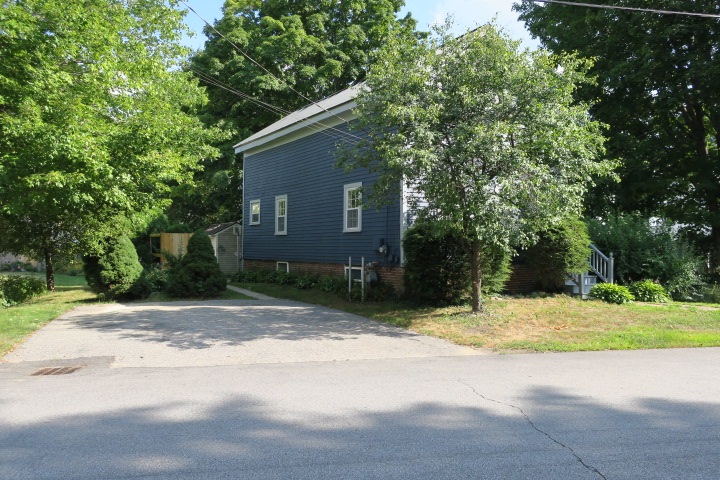 30 South Street Exeter, NH 03833 - Photo 2 of 19 Gallery Image 2