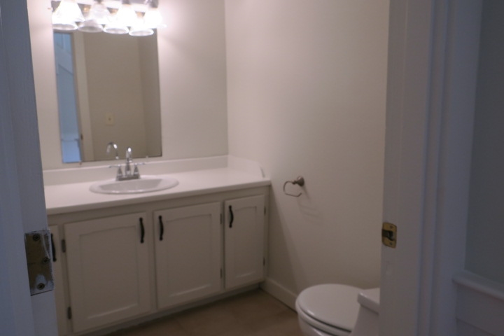 30 South Street Exeter, NH 03833 - Photo 9 of 19 Gallery Image 9
