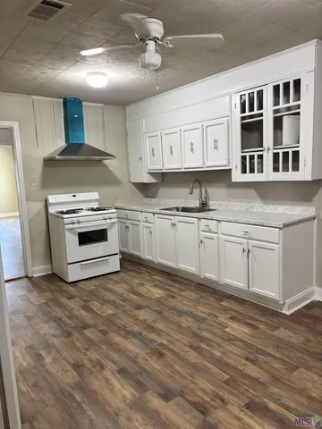 $2,100 | 3835 Sherwood Street, Baton Rouge, LA 70805