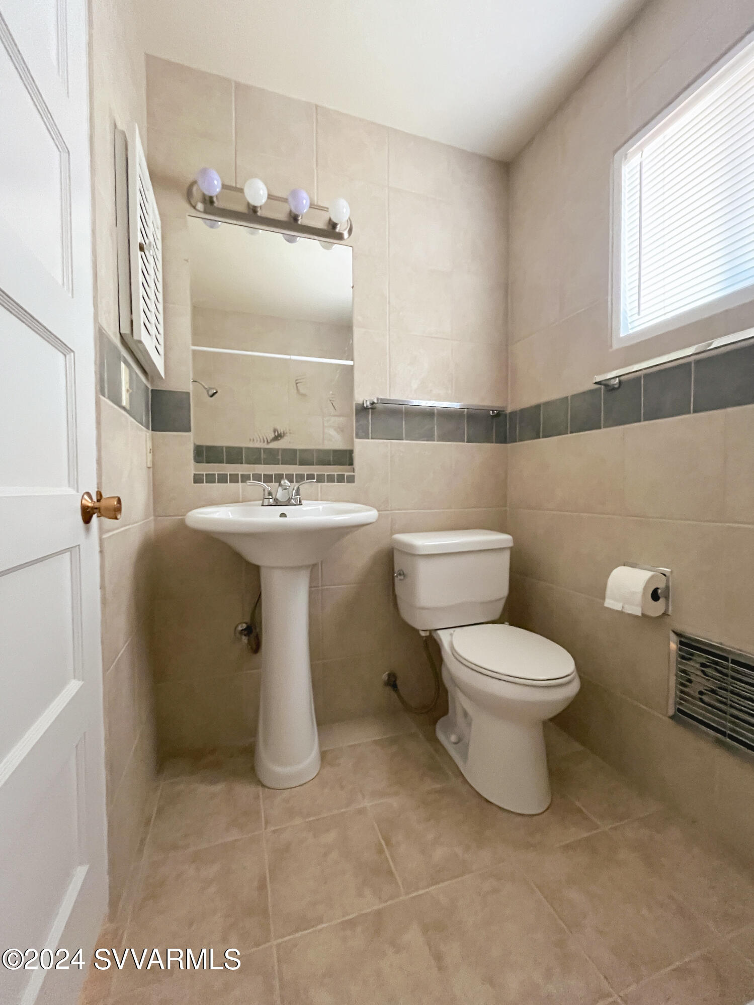 4140 East Cliffside Trail, Unit Q Rimrock, AZ 86335 - Photo 6 of 17 Bath