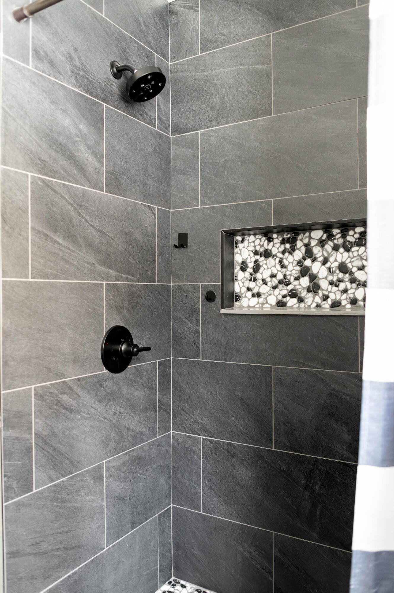 30 Yankee Avenue Bangor, ME 04401 - Photo 22 of 45 Main Floor Bath