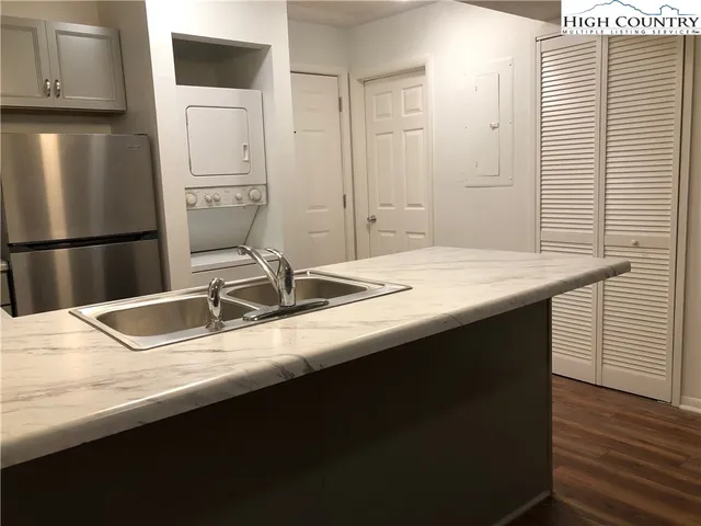 $260,000 | 229 East King Street, Unit 9, Boone, NC 28607