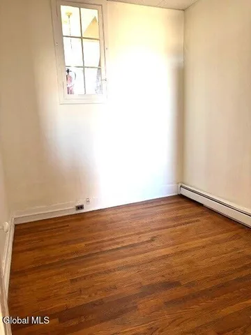 $1,125 | 1826 3rd Avenue, Unit 2, Watervliet, NY 12189