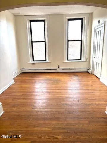 $1,125 | 1826 3rd Avenue, Unit 2, Watervliet, NY 12189