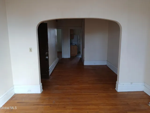 $1,125 | 1826 3rd Avenue, Unit 2, Watervliet, NY 12189