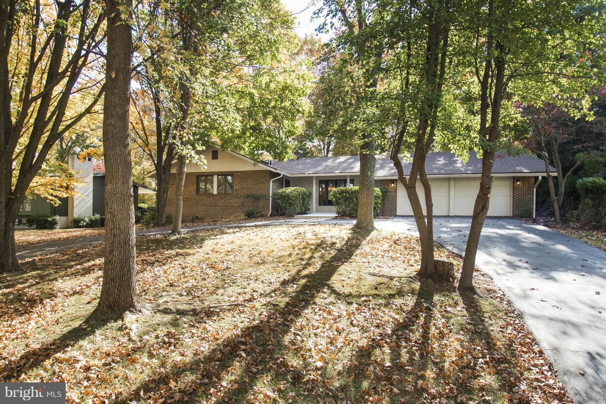 7716 Bells Mill Road Bethesda, MD 20817 - Photo 2 of 30 Exterior (General)