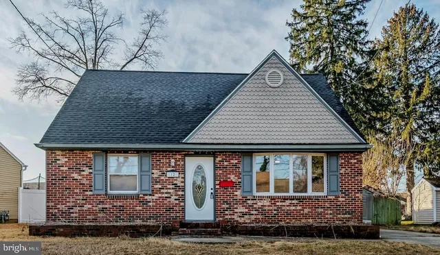 $374,900 | 12 Overbrook Avenue, Maple Shade, NJ 08052