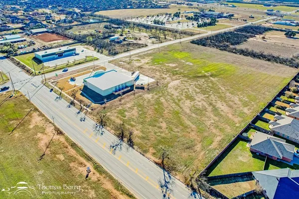 $1,524,000 | 944 East Industrial Boulevard, Abilene, TX 79602