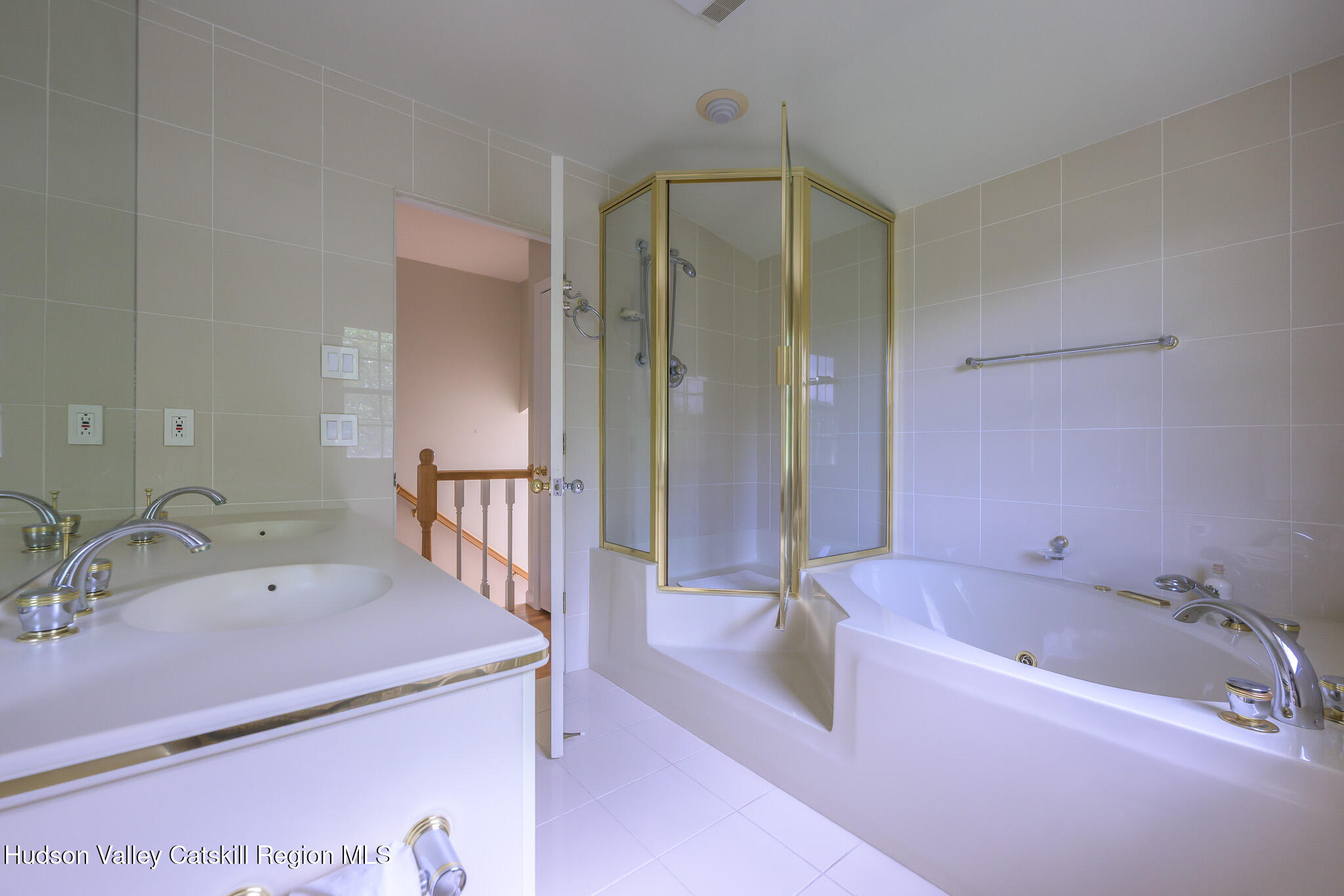 47 County Rte 27 Copake, NY 12502 - Photo 29 of 65 Upstairs guest bath 2