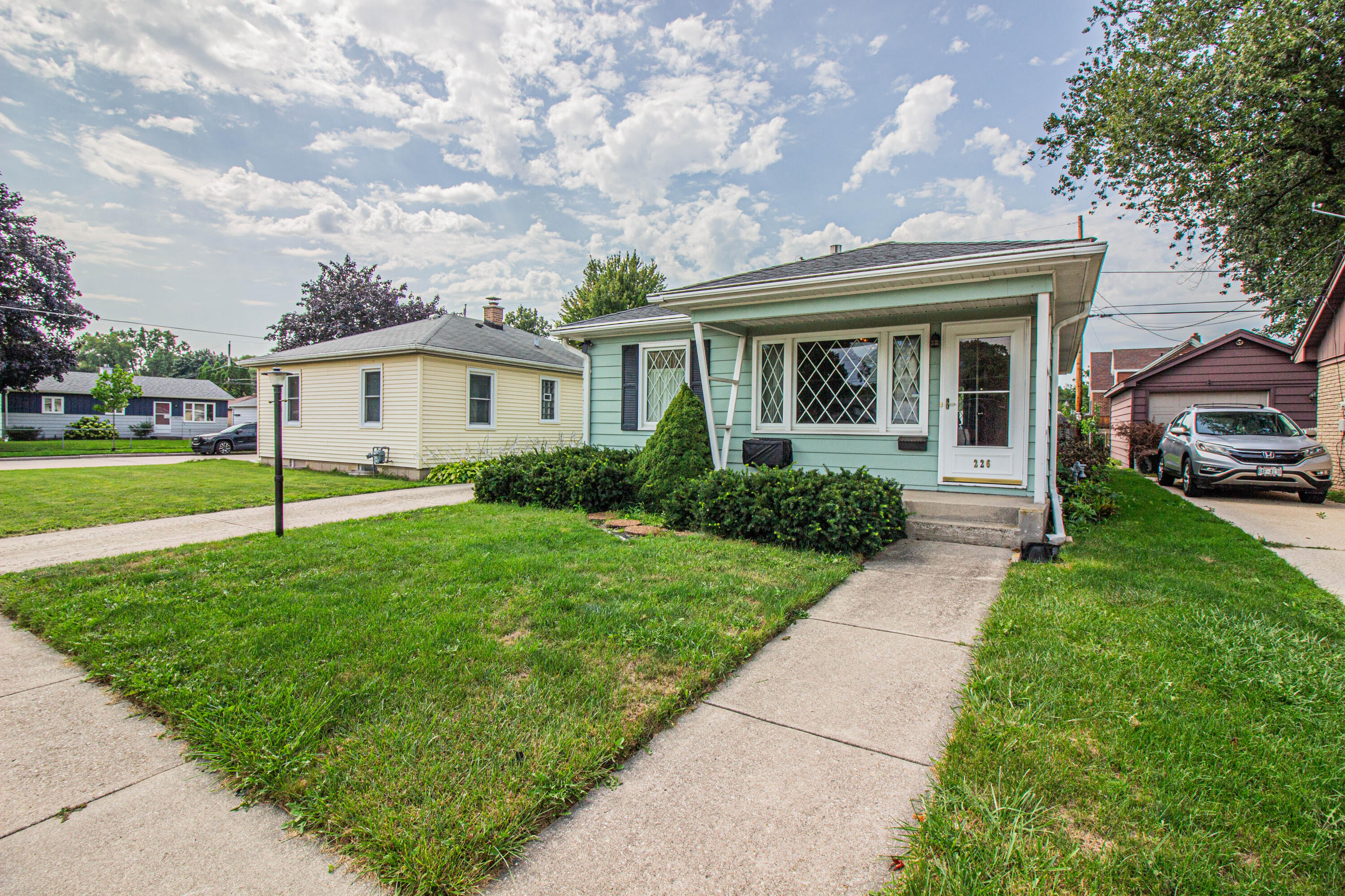 226 Mertens Avenue Racine, WI 53405 - Photo 22 of 27 Front of Home