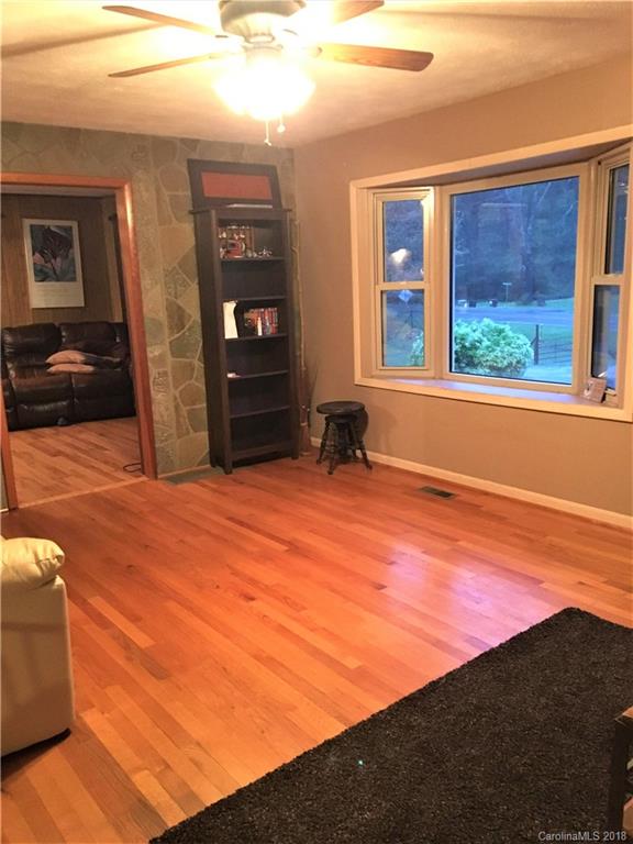 3165 Cane Creek Road Fairview, NC 28730 - Photo 12 of 23 Gallery Image 12