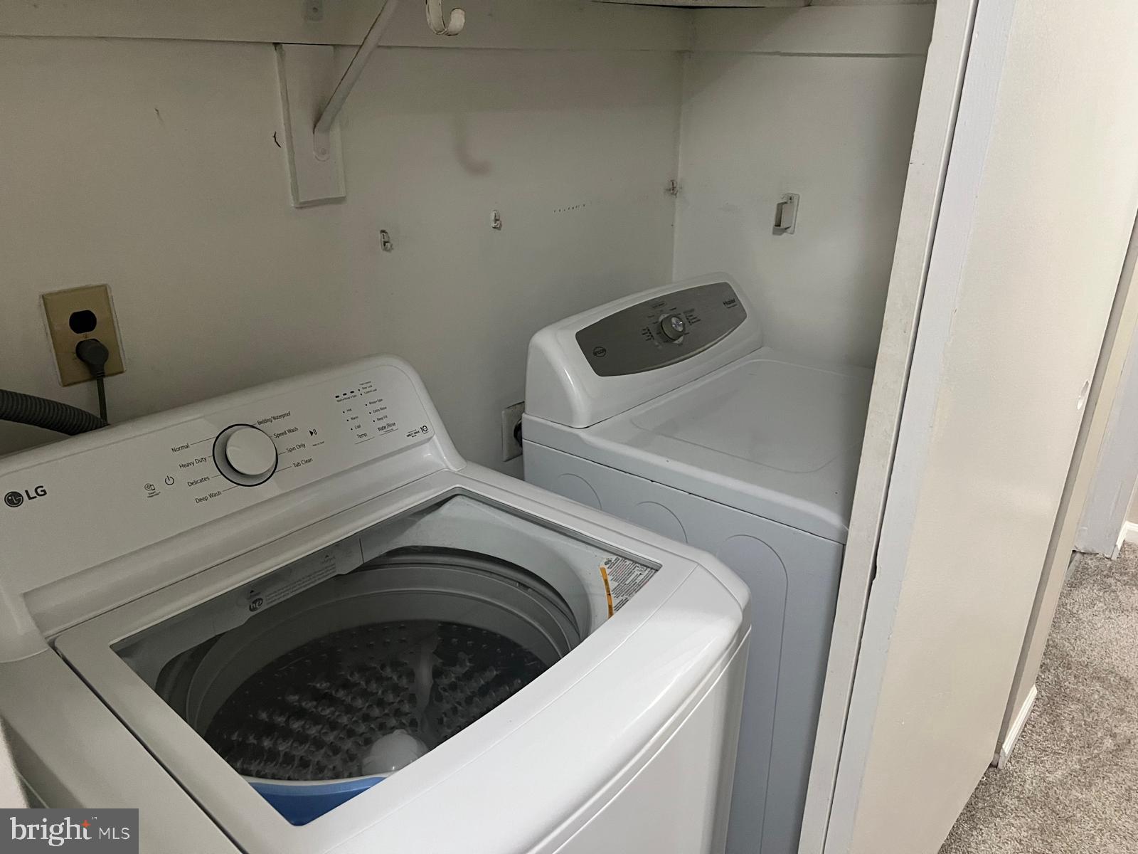 69 Hampshire Road Sicklerville, NJ 08081 - Photo 12 of 12 a utility room with dryer and washer