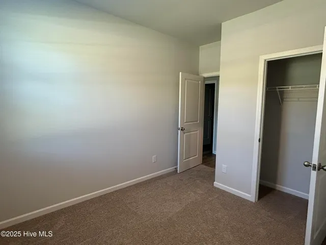 $2,300 | 300 North Atlantic Avenue, Wilmington, NC 28411