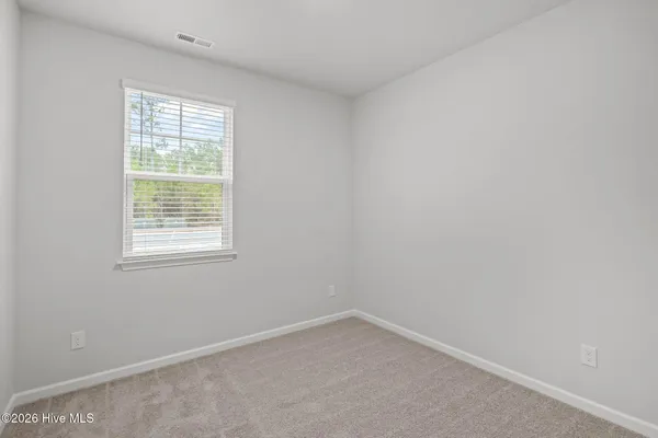 $1,995 | 300 North Atlantic Avenue, Wilmington, NC 28411