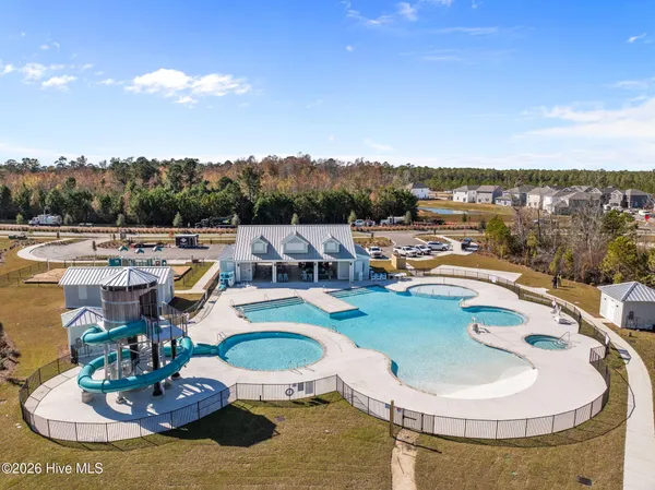 $1,995 | 300 North Atlantic Avenue, Wilmington, NC 28411