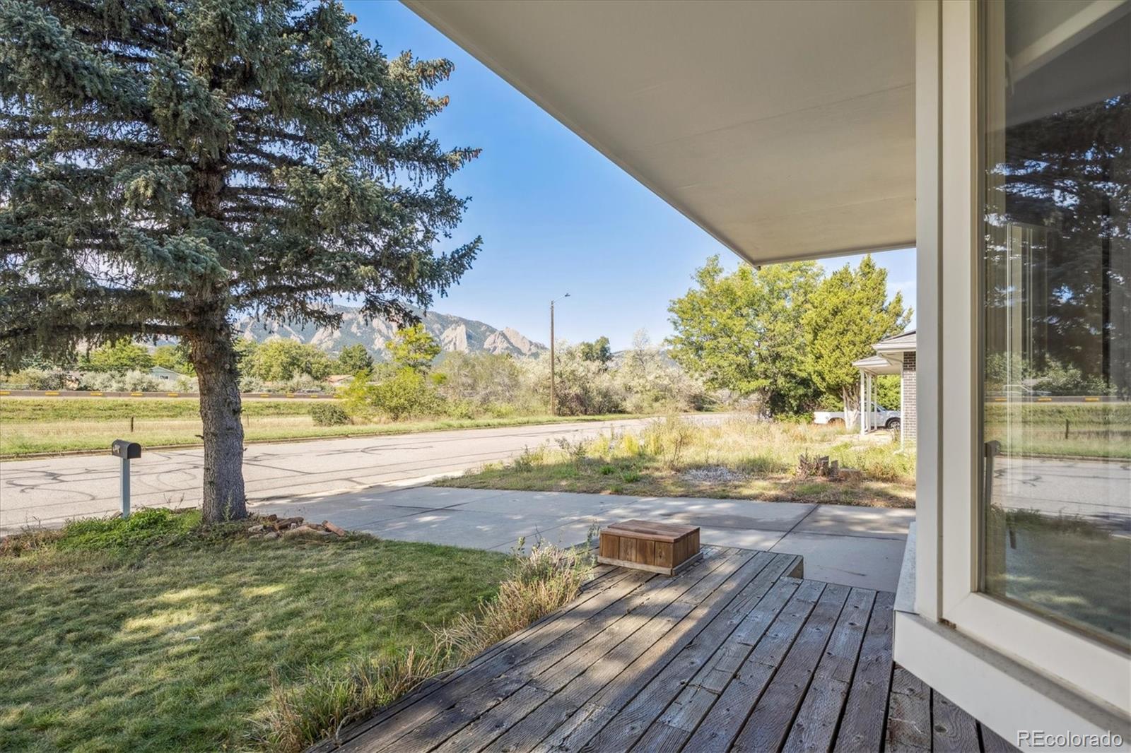 4255 Apache Road Boulder, CO 80303 - Photo 3 of 40