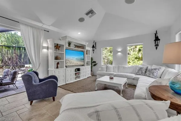 $849,000 | 1215 Imperial Drive, Unit 60, Naples, FL 34110