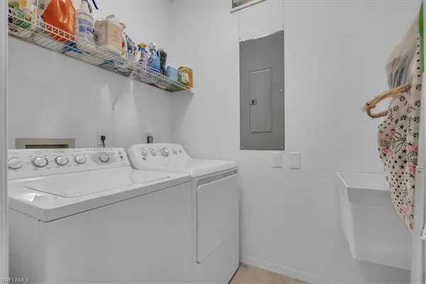 $849,000 | 1215 Imperial Drive, Unit 60, Naples, FL 34110