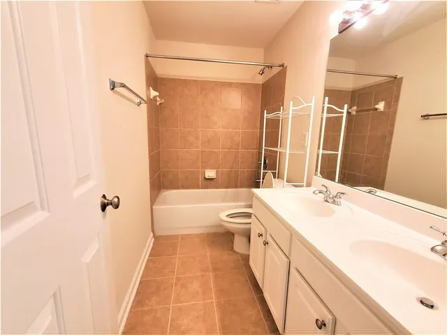 $2,500 | 545 Friars Head Drive Northeast, Suwanee, GA 30024