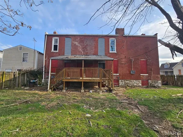 $39,900 | 4501 Mary Avenue, St. Louis, MO 63107