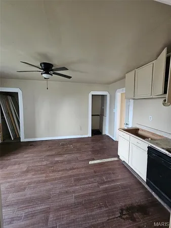 $39,900 | 4501 Mary Avenue, St. Louis, MO 63107