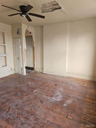 $39,900 | 4501 Mary Avenue, St. Louis, MO 63107