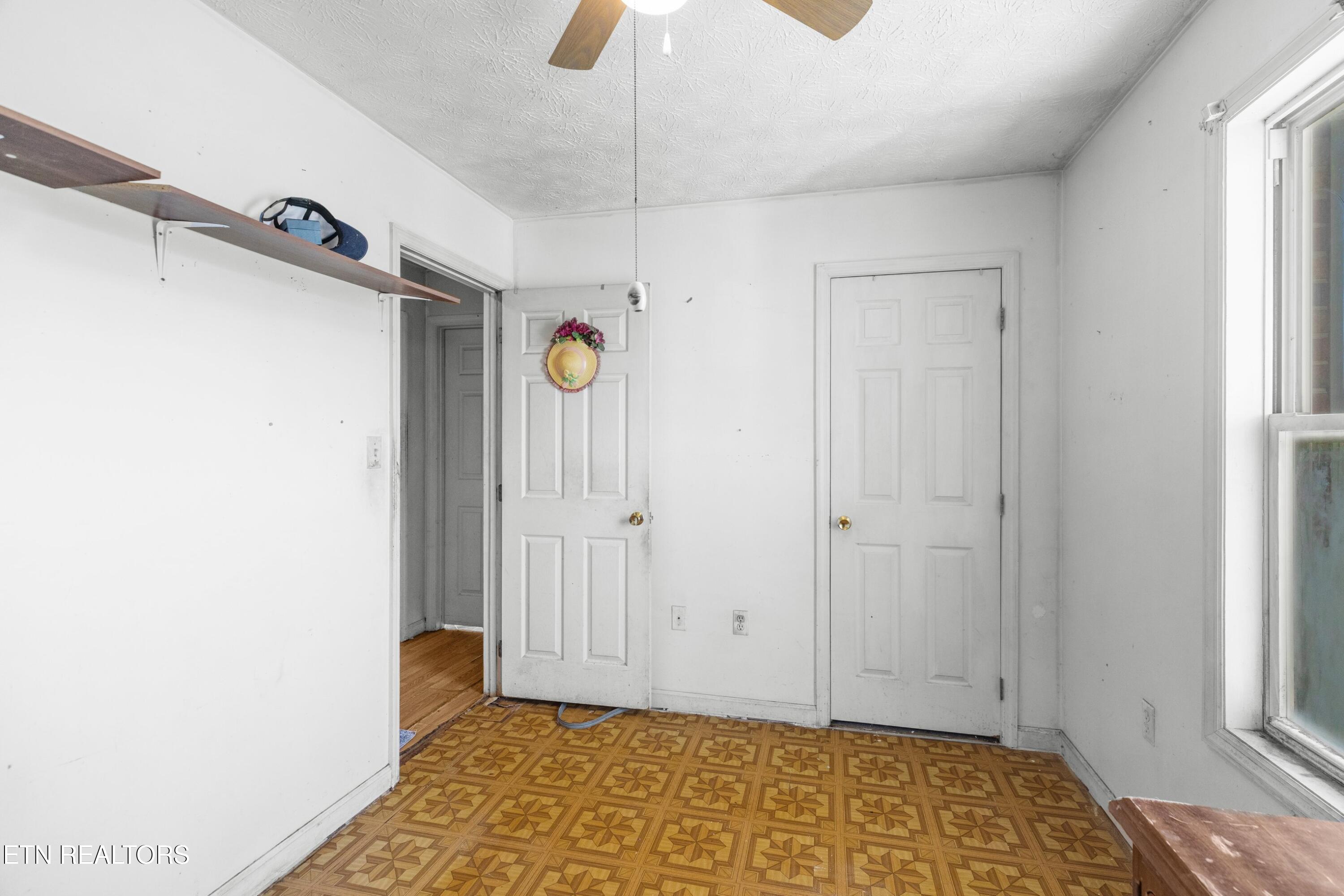 3013 Buckingham Road Greeneville, TN 37745 - Photo 16 of 26 016-3013BuckinghamRoad-Greeneville-TN-37