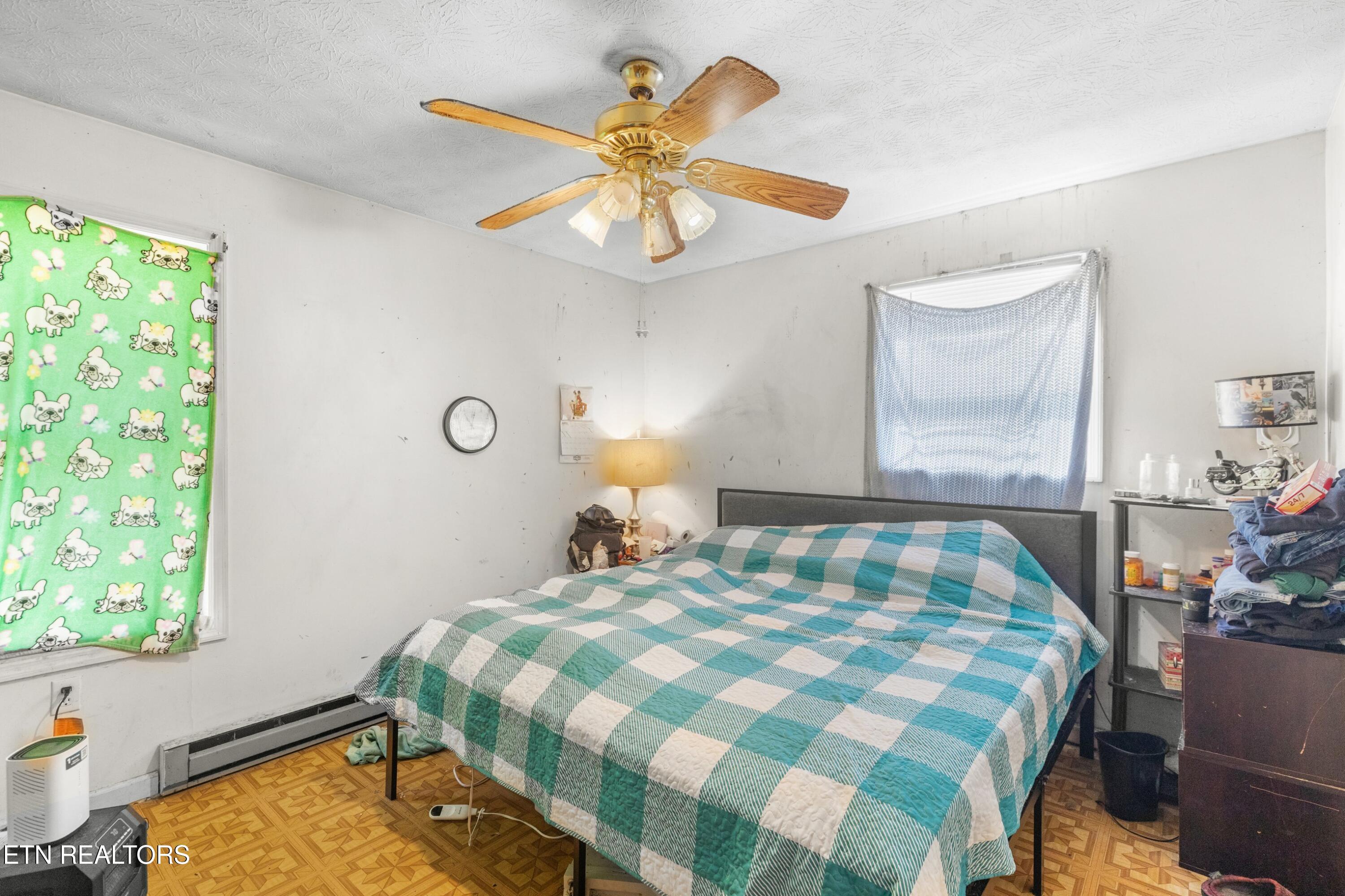 3013 Buckingham Road Greeneville, TN 37745 - Photo 10 of 26 010-3013BuckinghamRoad-Greeneville-TN-37