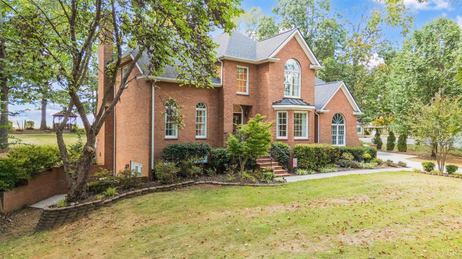 1214 Shadow Ridge Drive Forest, VA 24551 - Photo 2 of 92 Gallery Image 2