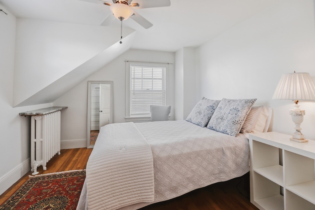 55 Gregory Street Marblehead, MA 01945 - Photo 14 of 28