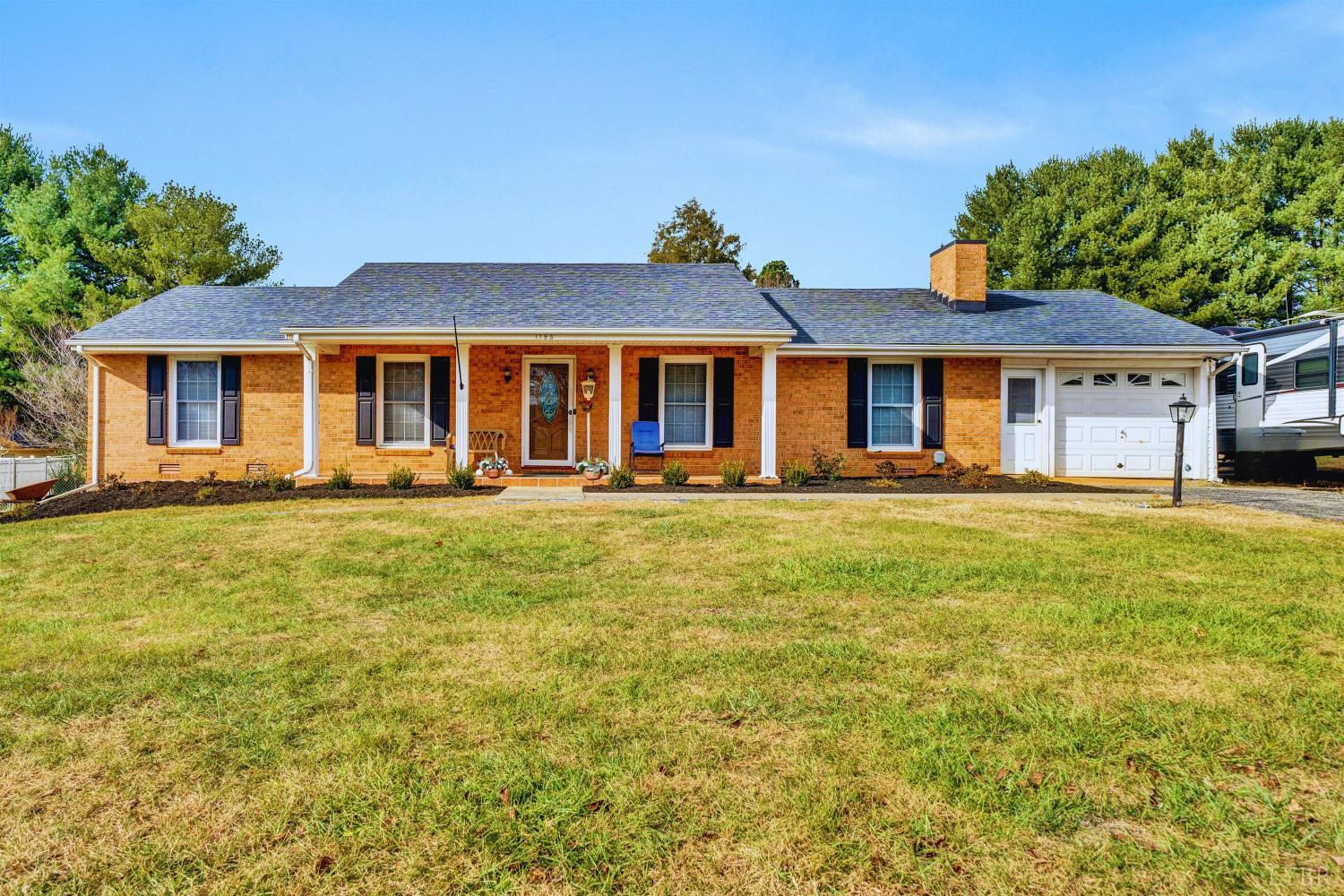 1723 Grandview Road Bedford, VA 24523 - Photo 1 of 37 Gallery Image 1