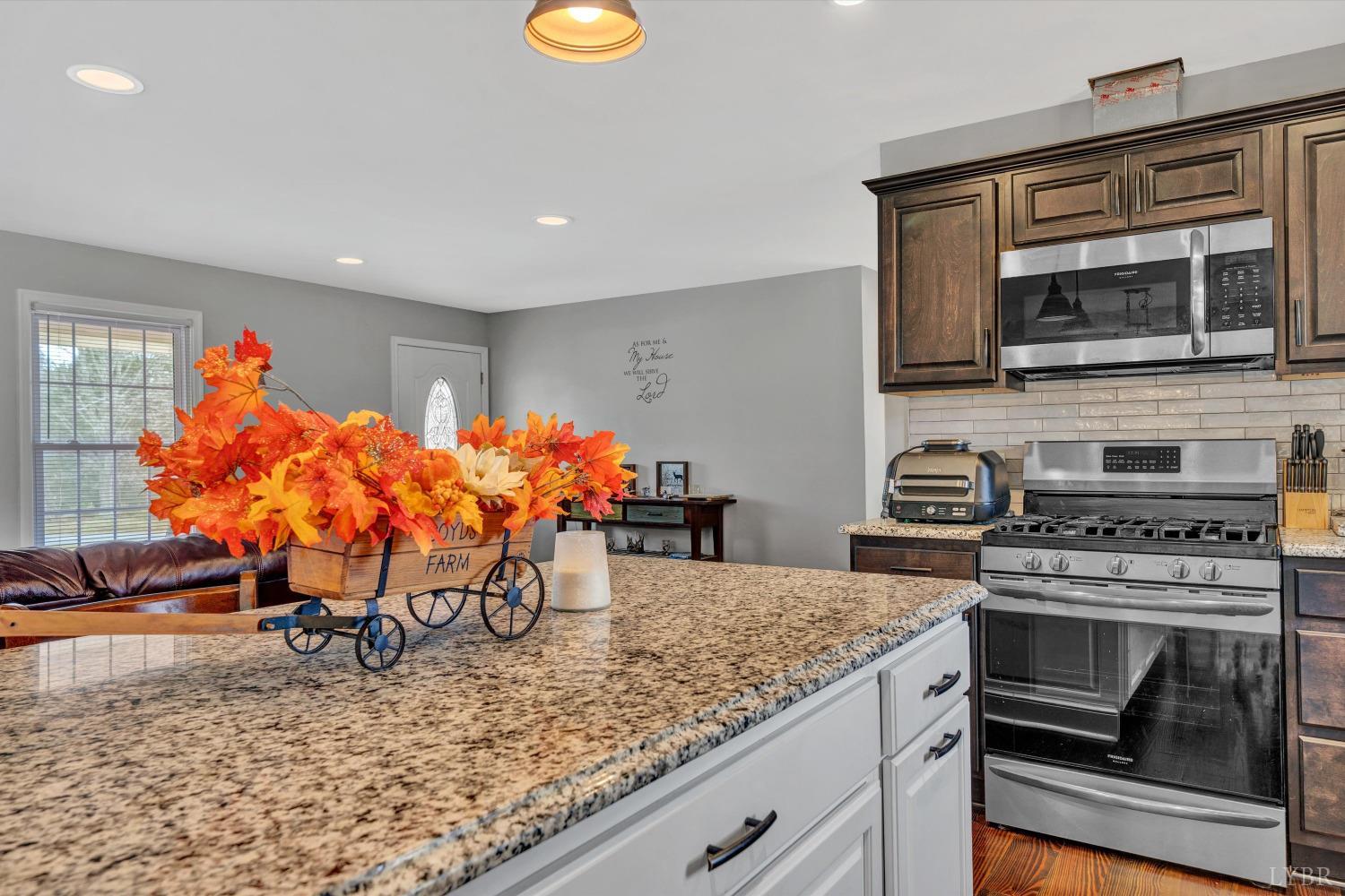 1723 Grandview Road Bedford, VA 24523 - Photo 20 of 37 Gallery Image 20