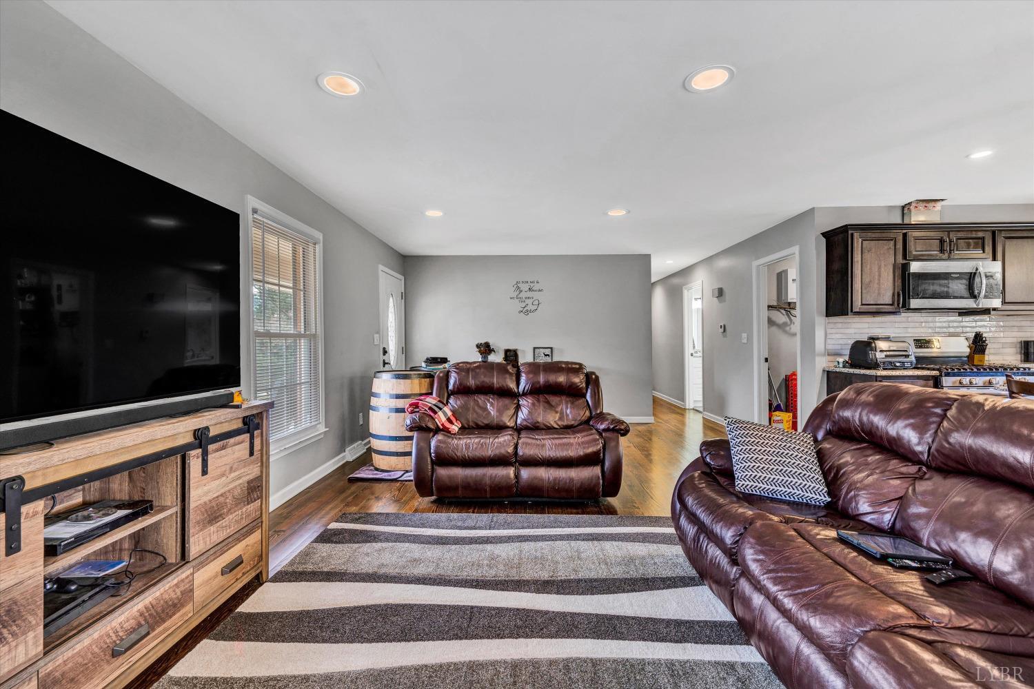 1723 Grandview Road Bedford, VA 24523 - Photo 10 of 37 Gallery Image 10
