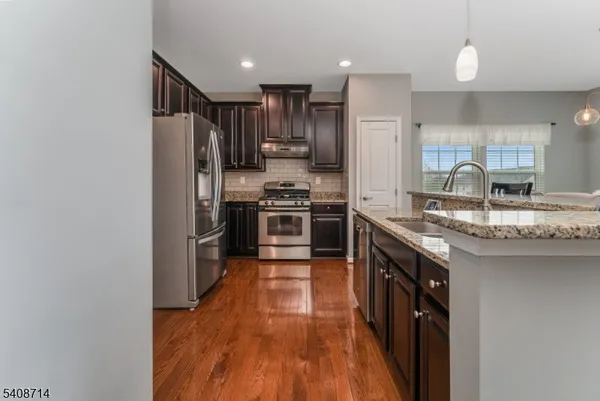 $415,000 | 34 Washington Square Circle, Washington, NJ 07882