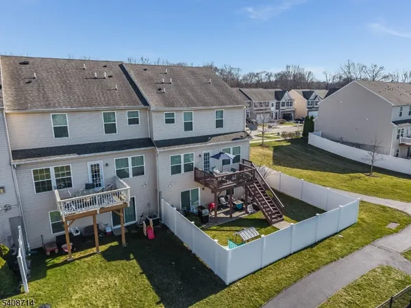 $415,000 | 34 Washington Square Circle, Washington, NJ 07882