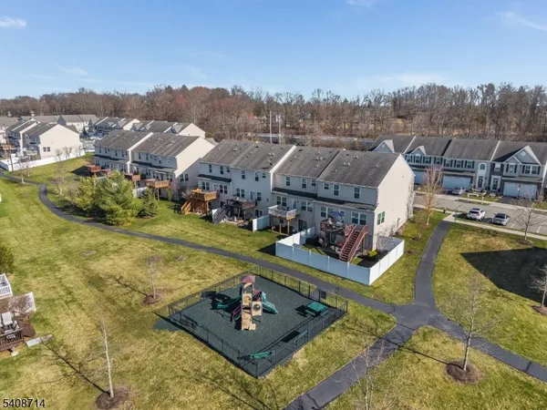 $415,000 | 34 Washington Square Circle, Washington, NJ 07882