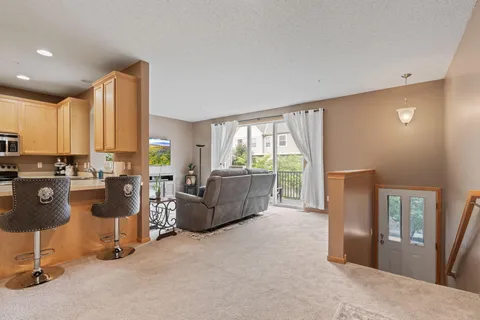 $275,000 | 7509 Parkridge Way, Savage, MN 55378