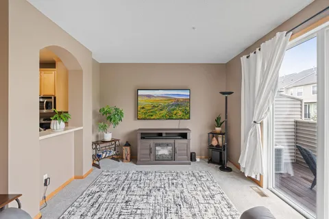 $275,000 | 7509 Parkridge Way, Savage, MN 55378