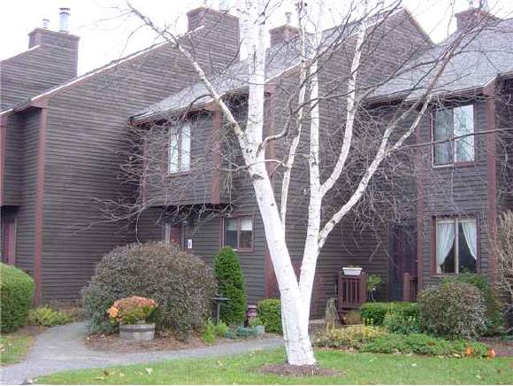 67 Thornhill Road, Unit 67 Stratham, NH 03885 - Photo 1 of 9