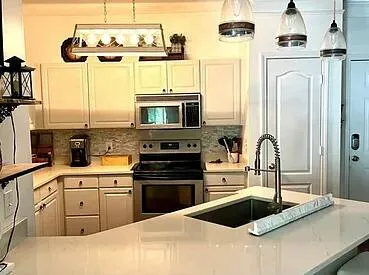 $2,795 | 1300 Park W Boulevard, Unit 620, Mount Pleasant, SC 29466