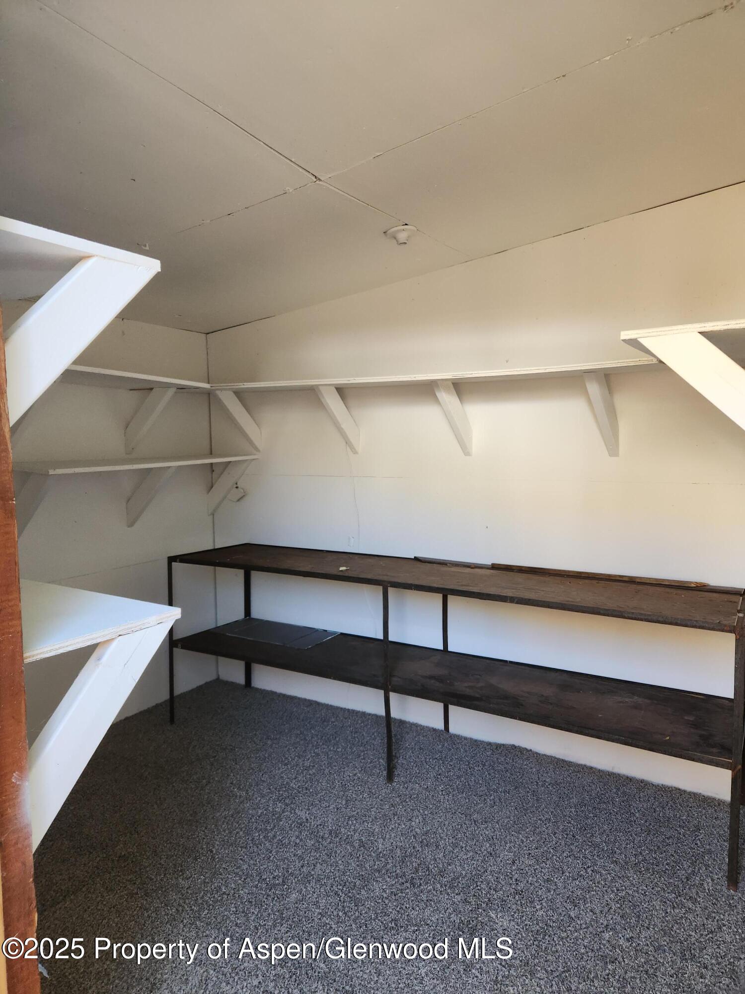 532 West Main Street New Castle, CO 81647 - Photo 17 of 21 20250925_142641