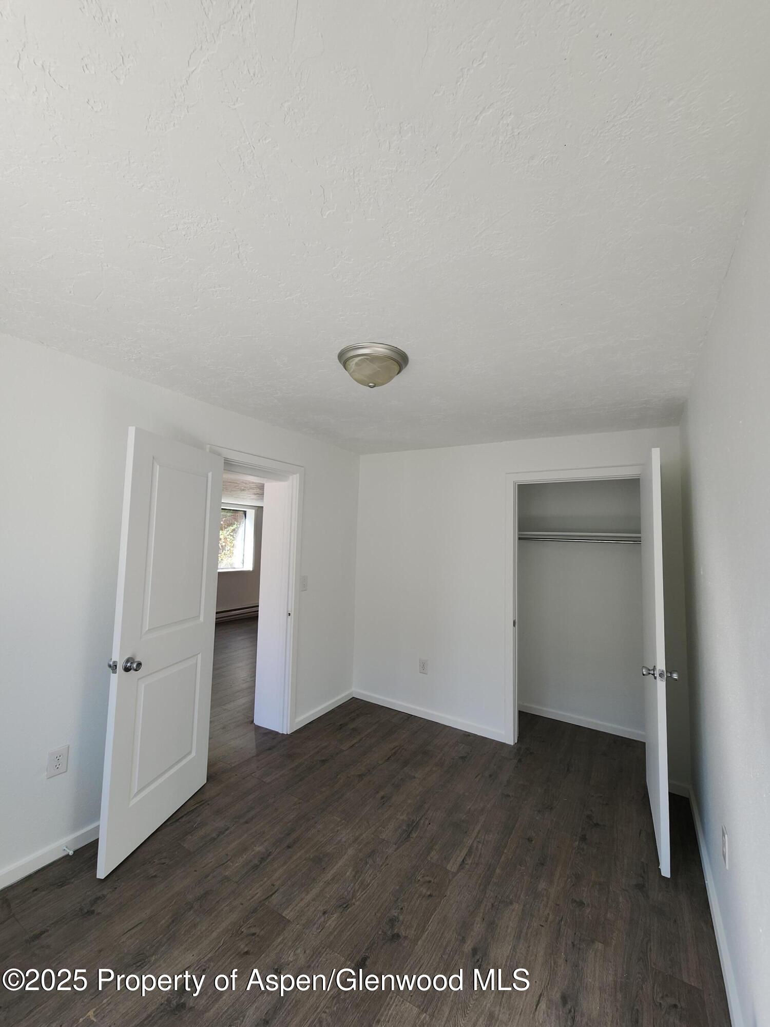 532 West Main Street New Castle, CO 81647 - Photo 6 of 21 20250925_143144