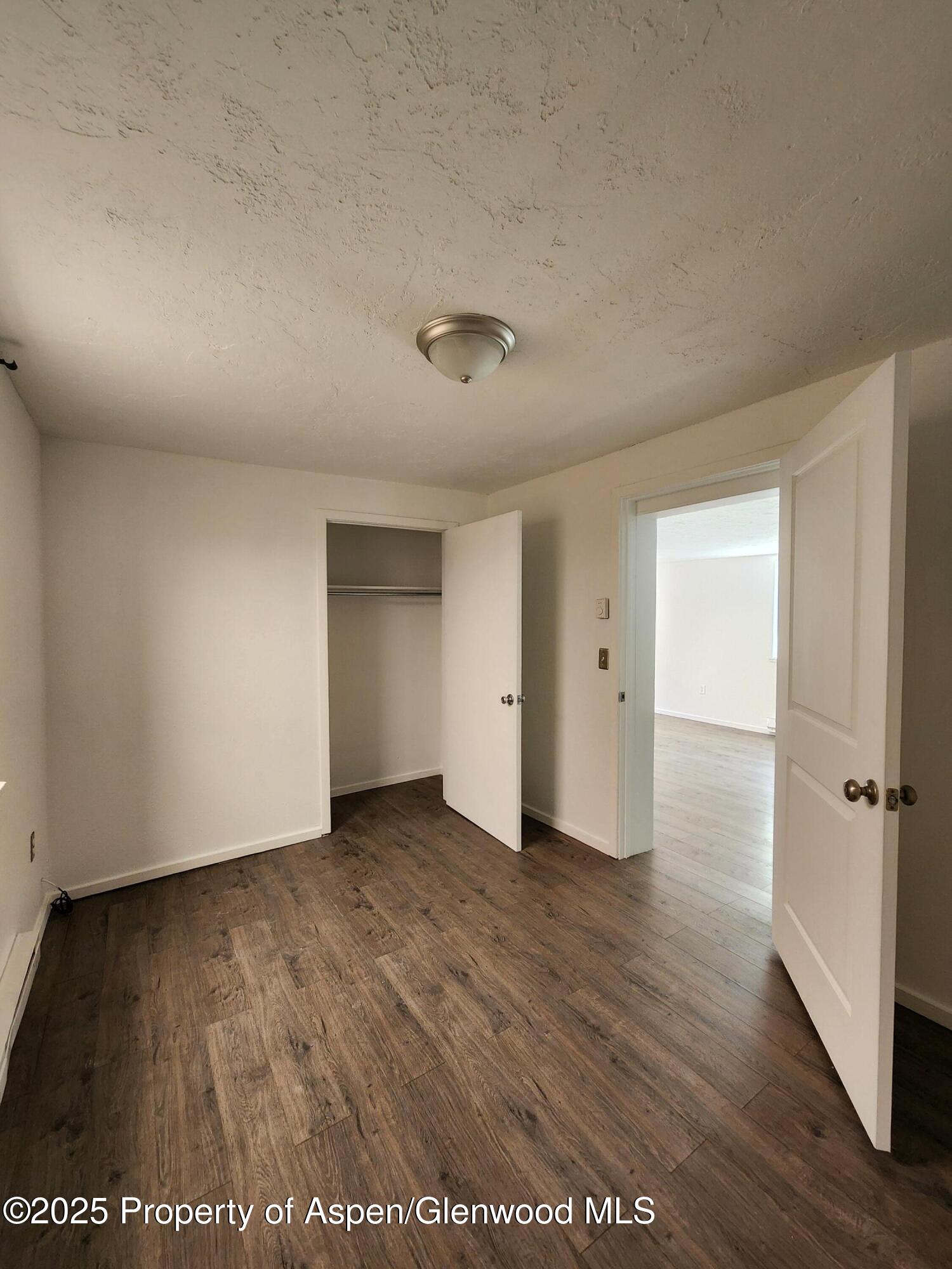 532 West Main Street New Castle, CO 81647 - Photo 7 of 21 20250925_143107