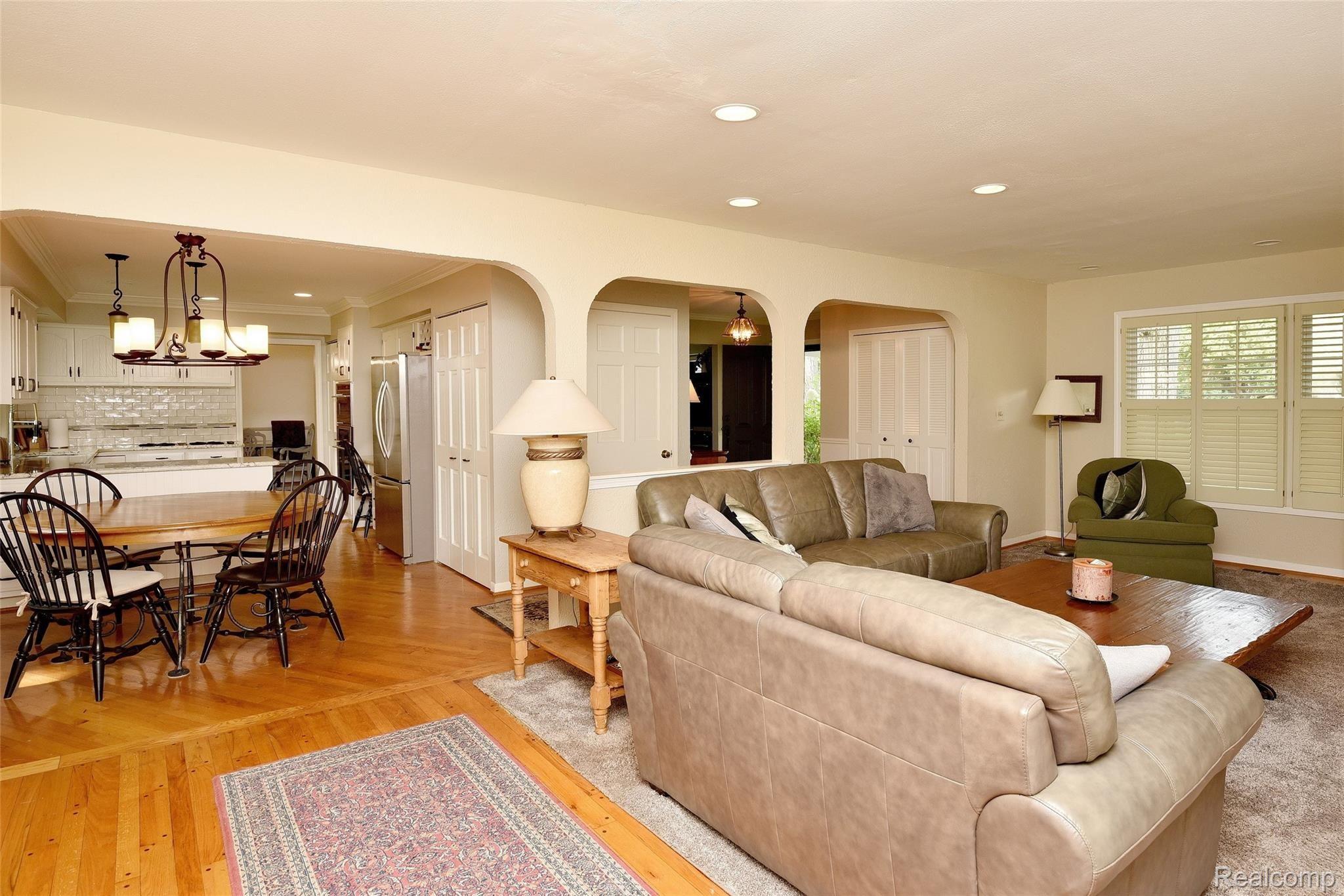 2433 Wembly Lane Troy, MI 48084 - Photo 16 of 36 2433 Wembly_16.JPG