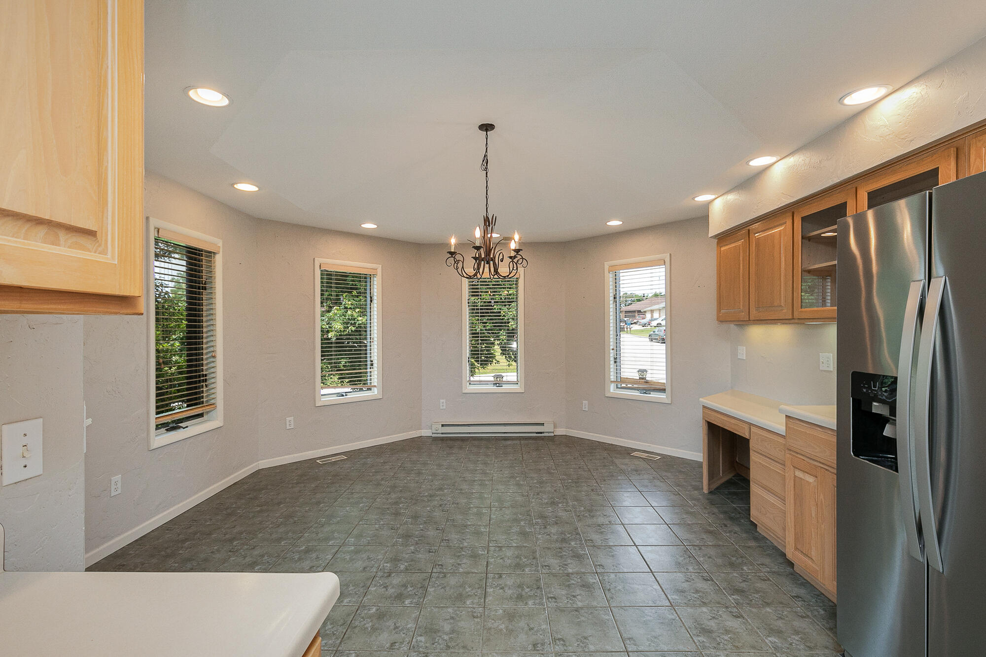 654-656 Pine Ridge Street Marshfield, MO 65706 - Photo 12 of 68 654 Kitchen/Dining