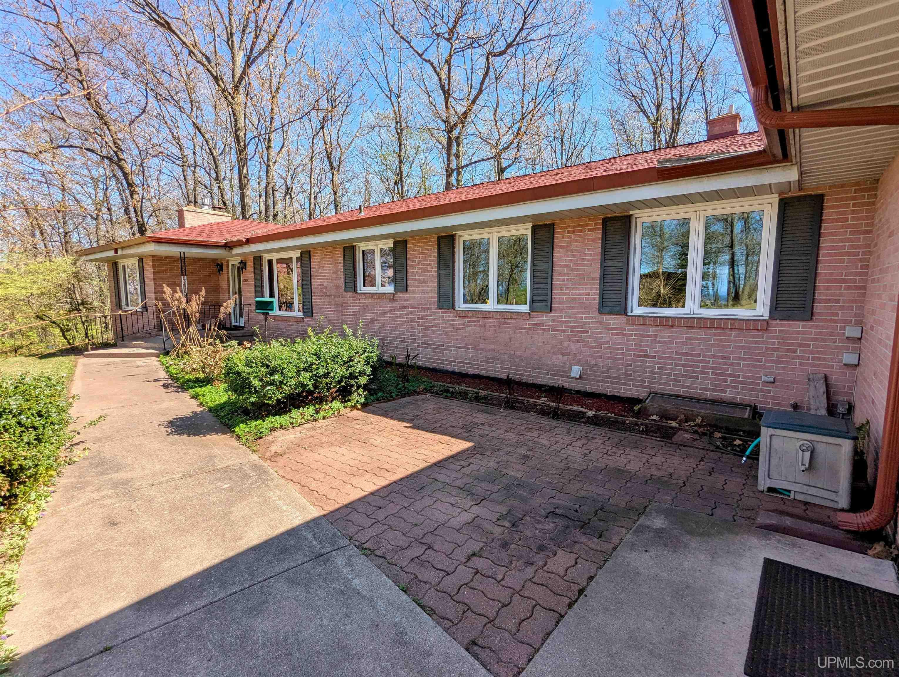 1002 Allouez Road Marquette, MI 49855 - Photo 75 of 82 Gallery Image 75